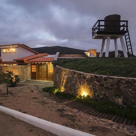 バジェ・デ・グアダルーペ Rancho El Rossinyolヴィラ エクステリア 写真